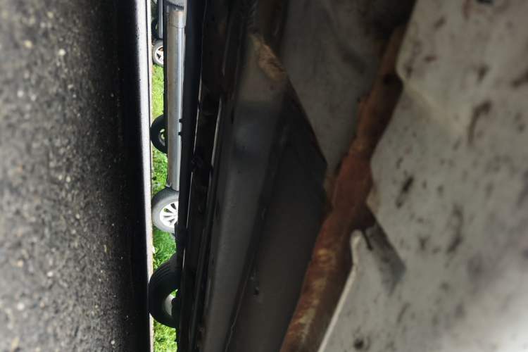 Used Hyundai Sonata 2011 2.0L Automatic Leading Edition Chassis Front Left
