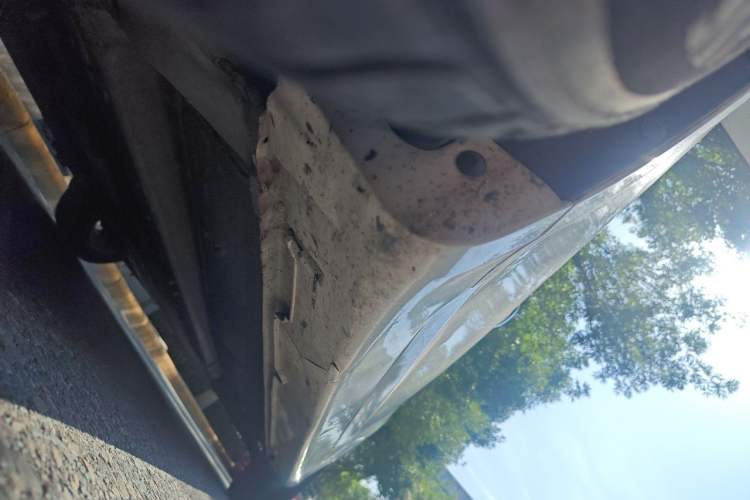 Used Hyundai Sonata 2011 2.0L Automatic Prestige Edition Chassis Front Left