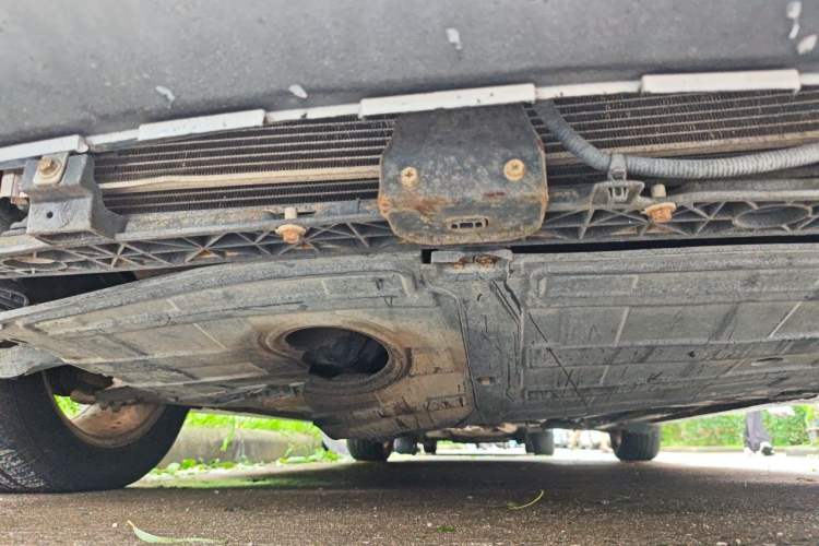 Used Hyundai Sonata 2011 2.0L Automatic Leading Edition Chassis Front