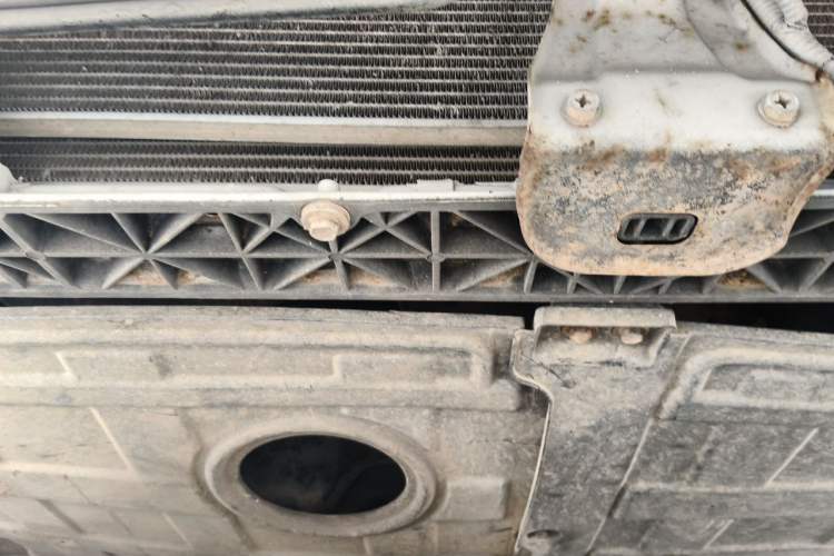 Used Hyundai Sonata 2011 2.0L Automatic Luxury Edition Chassis Front