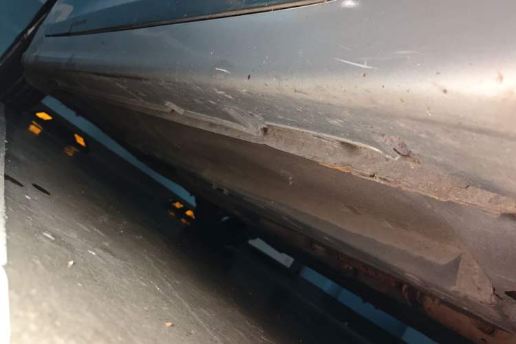 Used Hyundai Sonata 2011 2.0L Automatic Luxury Edition Chassis Front Right