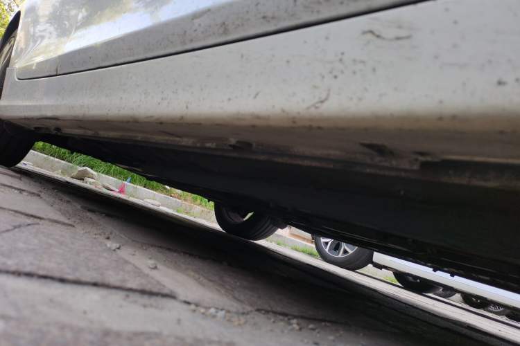 Used Hyundai Sonata 2011 2.0L Automatic Top-Grade Version Chassis Front Right