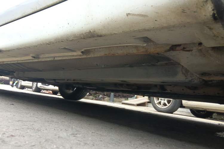 Used Hyundai Sonata 2011 2.0L Automatic Luxury Edition Chassis Front Right