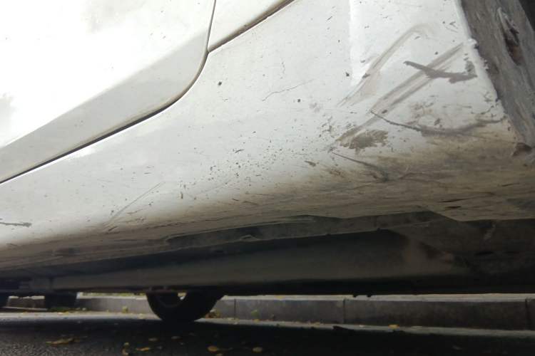 Used Hyundai Sonata 2011 2.0L Automatic Luxury Edition Chassis Front Right