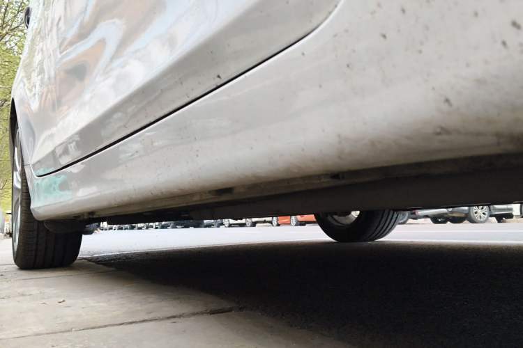 Used Hyundai Sonata 2011 2.4L Automatic Top-Tier Version Chassis Front Right