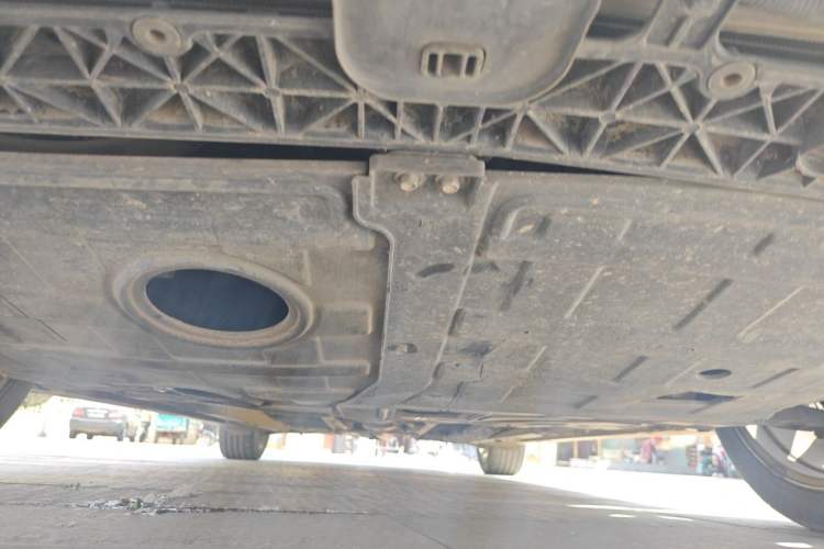 Used Hyundai Sonata 2011 2.0L Automatic Supreme Edition Chassis Front