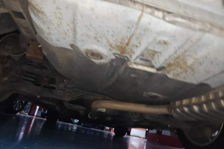 Used Hyundai Sonata 2011 2.0L Automatic Leading Edition Chassis Rear