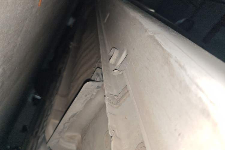 Used Hyundai Sonata 2011 2.0L Automatic Luxury Edition Chassis Rear Left