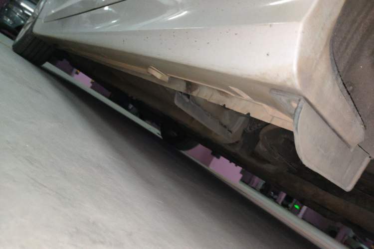 Used Hyundai Sonata 2011 2.0L Automatic Supreme Edition Chassis Rear Left