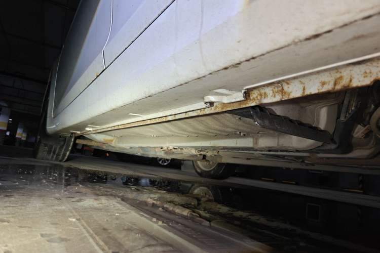 Used Hyundai Sonata 2011 2.0L Automatic Leading Edition Chassis Rear Left