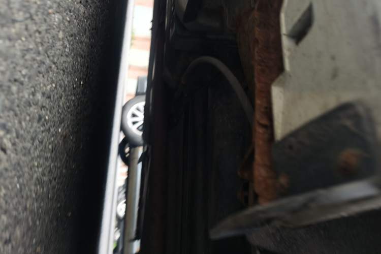 Used Hyundai Sonata 2011 2.0L Automatic Leading Edition Chassis Rear Left