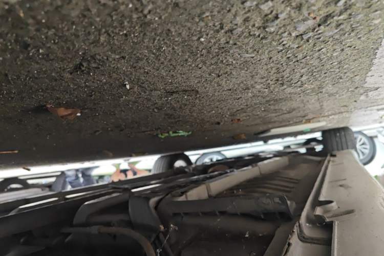 Used Hyundai Sonata 2011 2.0L Automatic Luxury Edition Chassis Rear Left