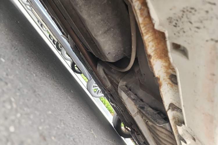 Used Hyundai Sonata 2011 2.0L Automatic Luxury Edition Chassis Rear Right