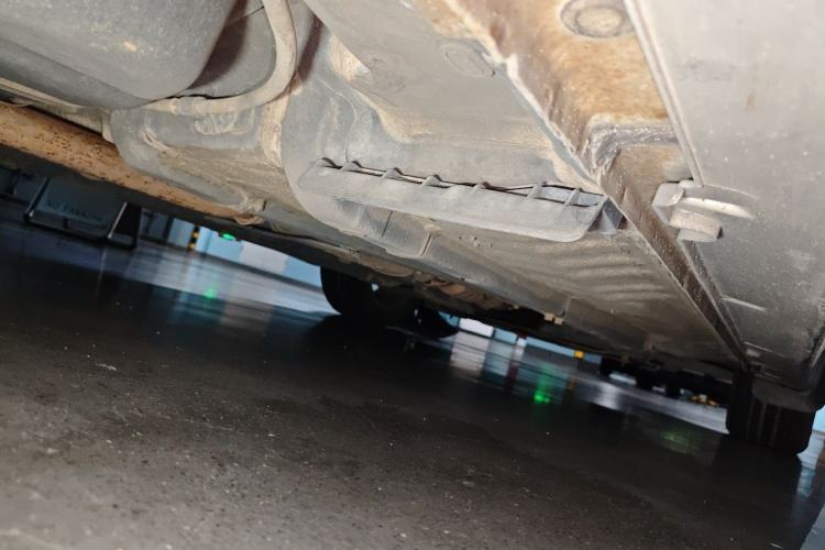 Used Hyundai Sonata 2011 2.0L Automatic Luxury Edition Chassis Rear Right