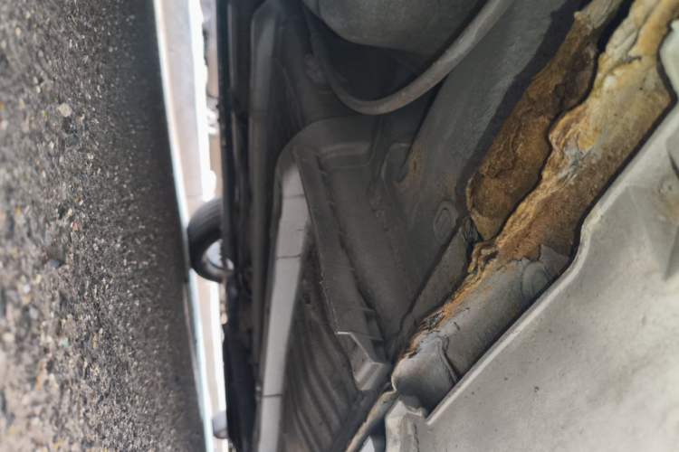 Used Hyundai Sonata 2011 2.0L Automatic Supreme Edition Chassis Rear Right