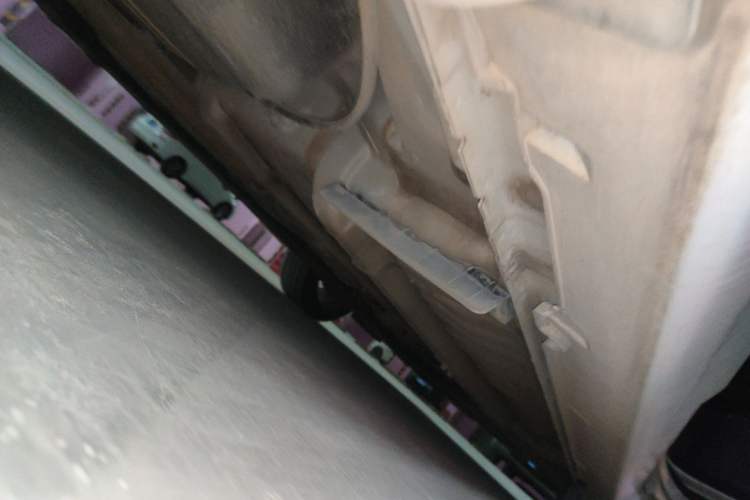 Used Hyundai Sonata 2011 2.0L Automatic Supreme Edition Chassis Rear Right