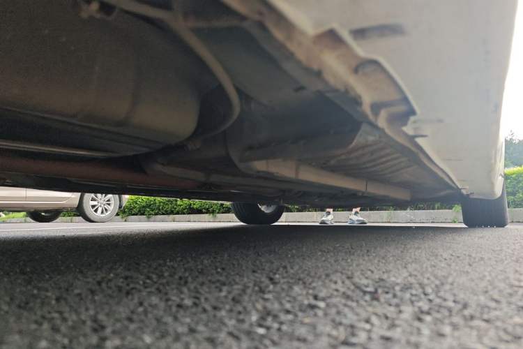 Used Hyundai Sonata 2011 2.0L Automatic Luxury Edition Chassis Rear Right