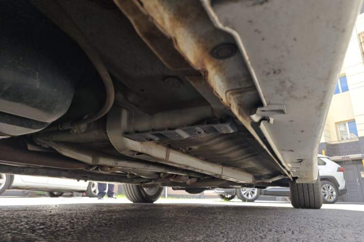 Used Hyundai Sonata 2011 2.0L Automatic Luxury Edition Chassis Rear Right