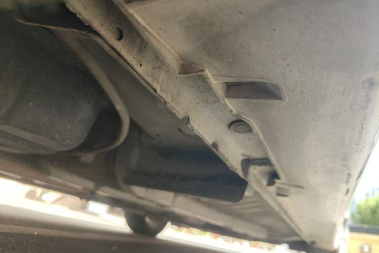 Used Hyundai Sonata 2011 2.0L Automatic Luxury Edition Chassis Rear Right