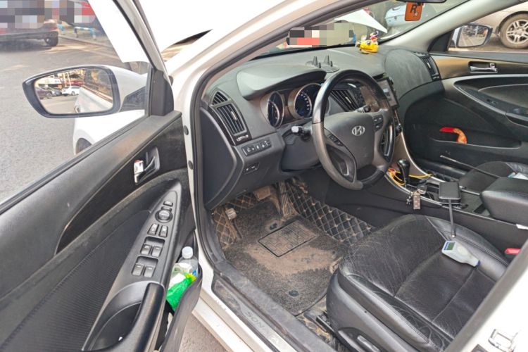 Used Hyundai Sonata 2011 2.0L Automatic Prestige Edition Driver Seat