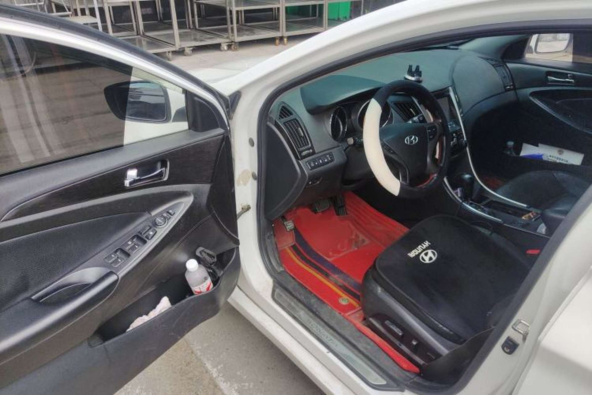 Used Hyundai Sonata 2011 2.0L Automatic Luxury Edition Driver Seat