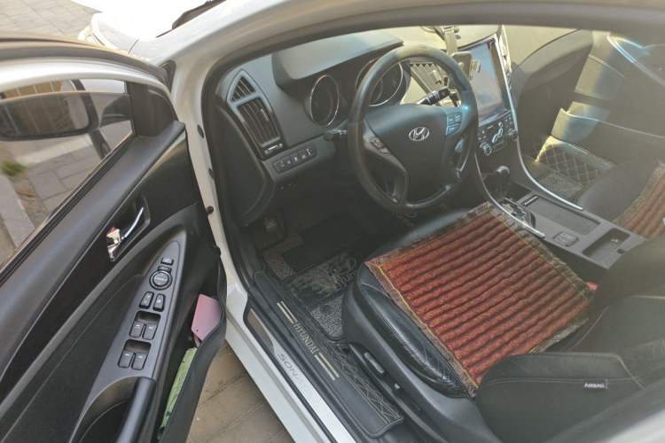 Used Hyundai Sonata 2011 2.0L Automatic Prestige Edition Driver Seat