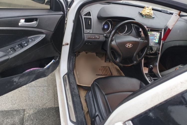 Used Hyundai Sonata 2011 2.0L Automatic Fashion Edition Driver Seat