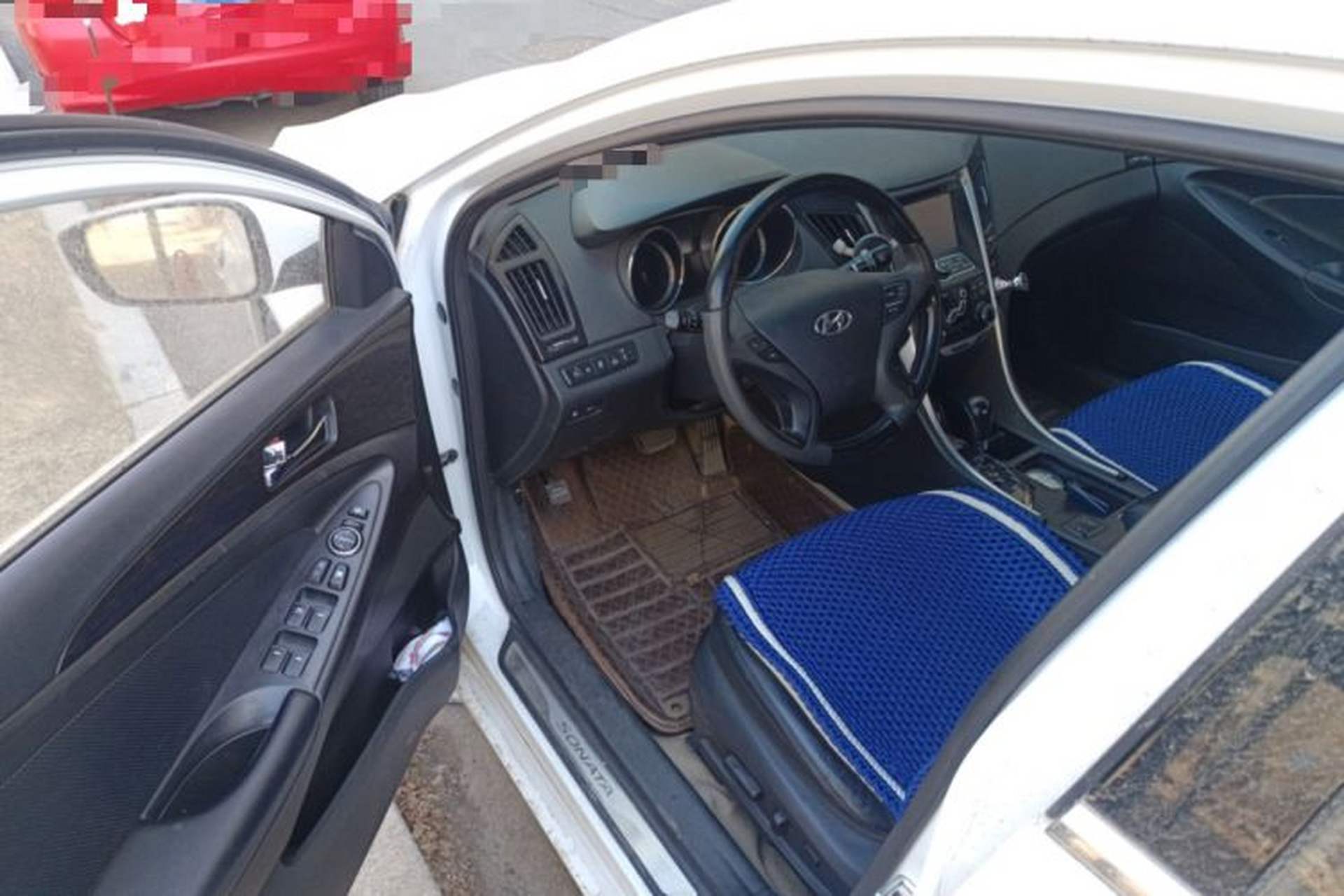 Used Hyundai Sonata 2011 2.0L Automatic Supreme Edition Driver Seat
