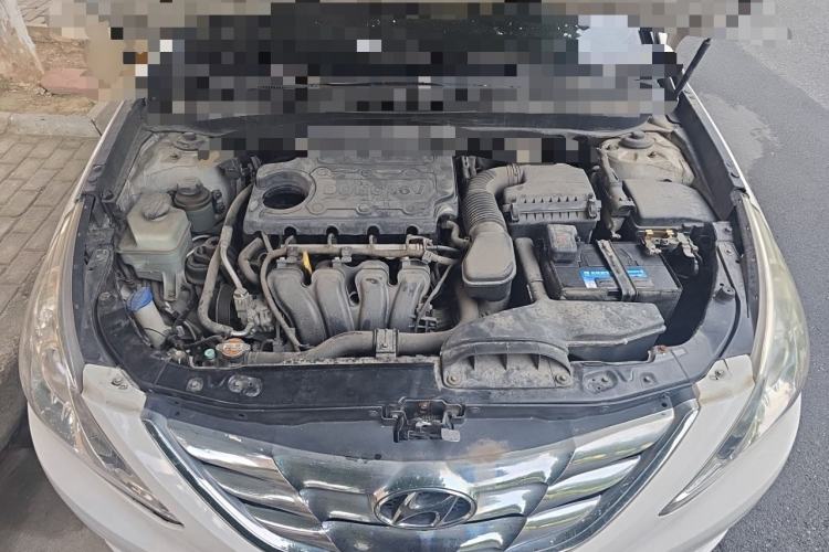 Used Hyundai Sonata 2011 2.0L Automatic Luxury Edition Engine Bay