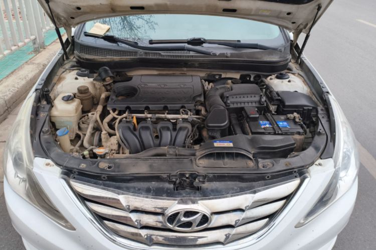 Used Hyundai Sonata 2011 2.0L Automatic Fashion Edition Engine Bay