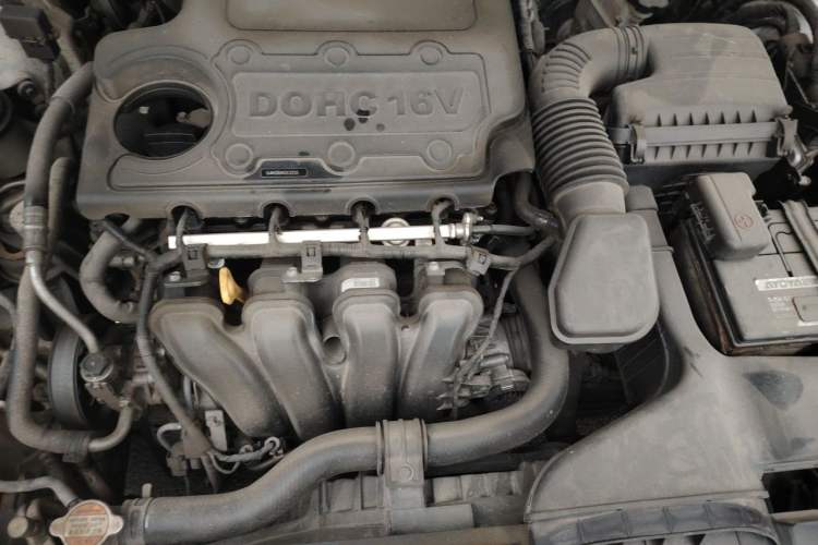 Used Hyundai Sonata 2011 2.0L Automatic Luxury Edition Engine Bay