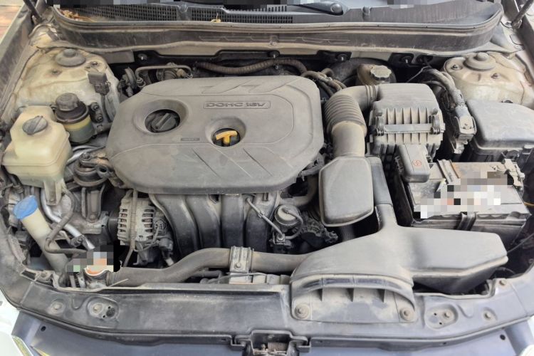 Used Hyundai Sonata 2011 2.0L Automatic Leading Edition Engine Bay