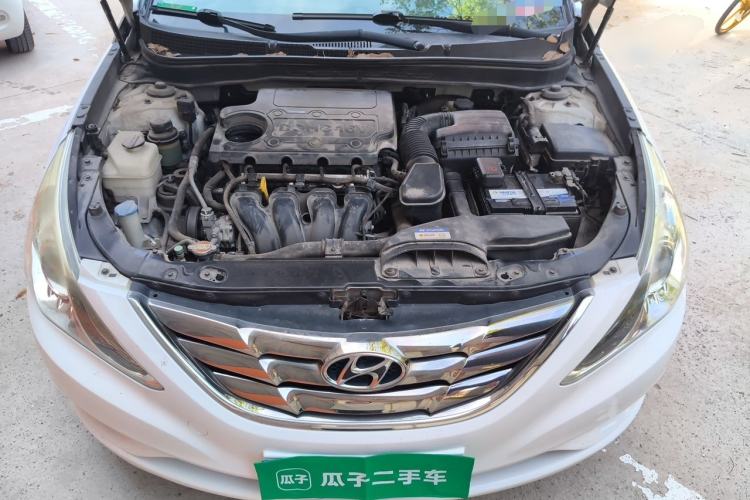 Used Hyundai Sonata 2011 2.0L Automatic Leading Edition Engine Bay