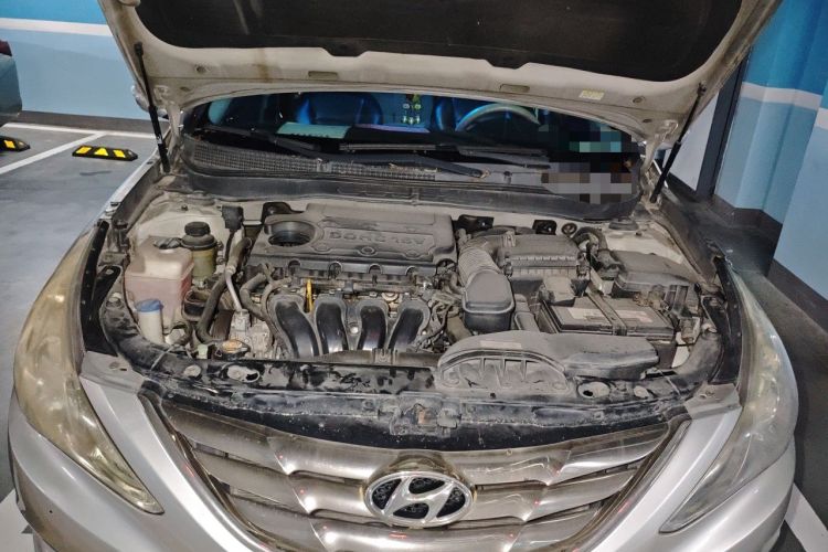 Used Hyundai Sonata 2011 2.0L Automatic Luxury Edition Engine Bay