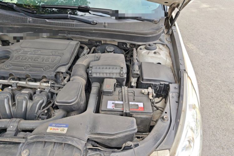 Used Hyundai Sonata 2011 2.0L Automatic Prestige Edition Engine Bay Left