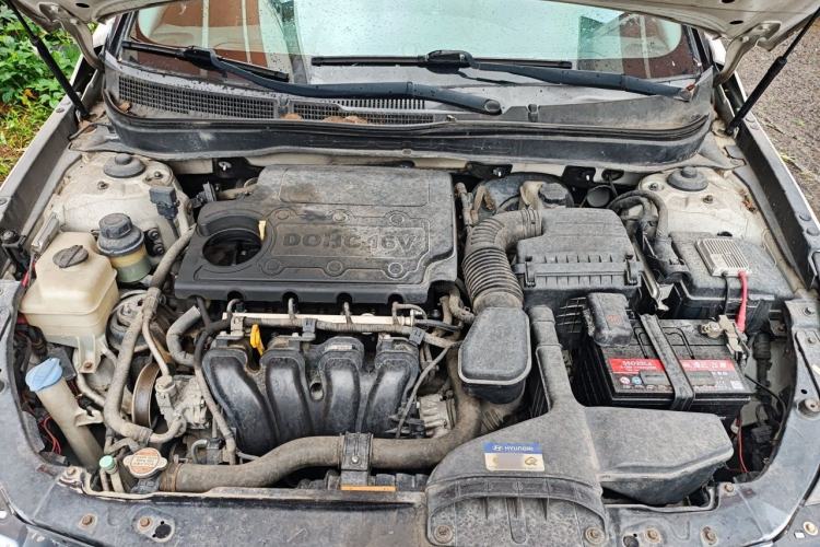 Used Hyundai Sonata 2011 2.0L Automatic Leading Edition Engine Bay