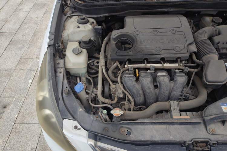 Used Hyundai Sonata 2011 2.0L Automatic Prestige Edition Engine Bay Right