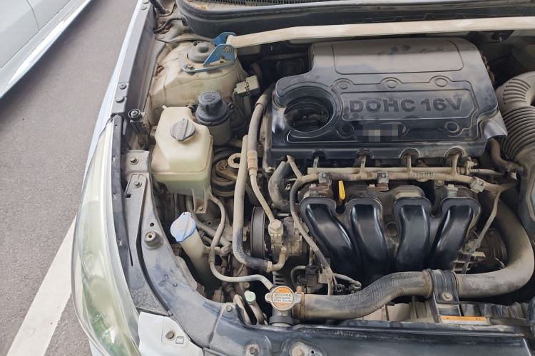 Used Hyundai Sonata 2011 2.0L Automatic Luxury Edition Engine Bay Right