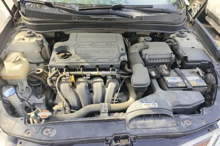 Used Hyundai Sonata 2011 2.0L Automatic Luxury Edition Engine Bay