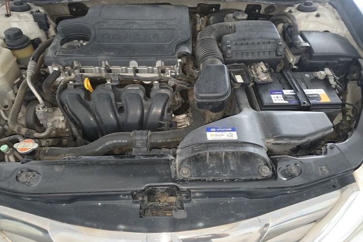 Used Hyundai Sonata 2011 2.0L Automatic Leading Edition Engine Bay