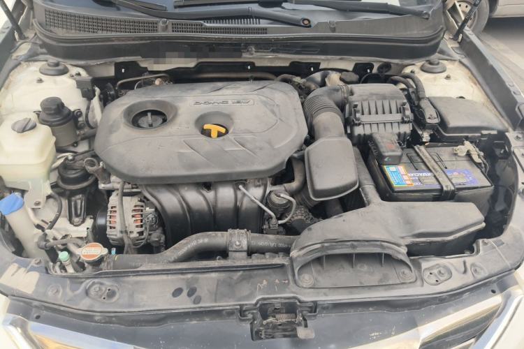 Used Hyundai Sonata 2011 2.0L Automatic Leading Edition Engine Bay