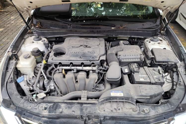Used Hyundai Sonata 2011 2.0L Automatic Luxury Edition Engine Bay