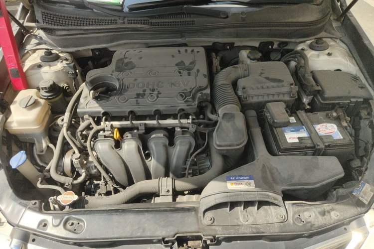 Used Hyundai Sonata 2011 2.0L Automatic Luxury Edition Engine Bay