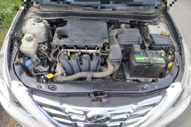 Used Hyundai Sonata 2011 2.4L Automatic Top-Tier Version Engine Bay