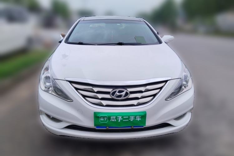 Used Hyundai Sonata 2011 2.0L Automatic Luxury Edition Front