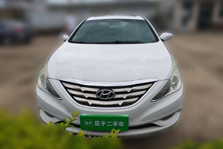 Used Hyundai Sonata 2011 2.0L Automatic Luxury Edition Front