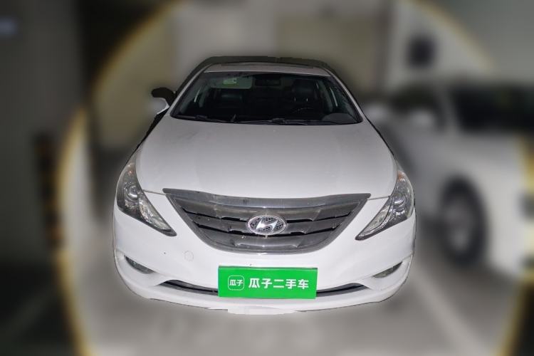 Used Hyundai Sonata 2011 2.0L Automatic Luxury Edition Front