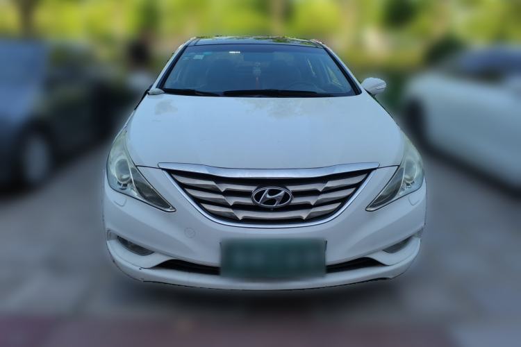 Used Hyundai Sonata 2011 2.0L Automatic Top-Grade Version Front