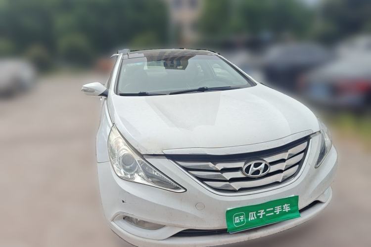 Used Hyundai Sonata 2011 2.0L Automatic Luxury Edition Front