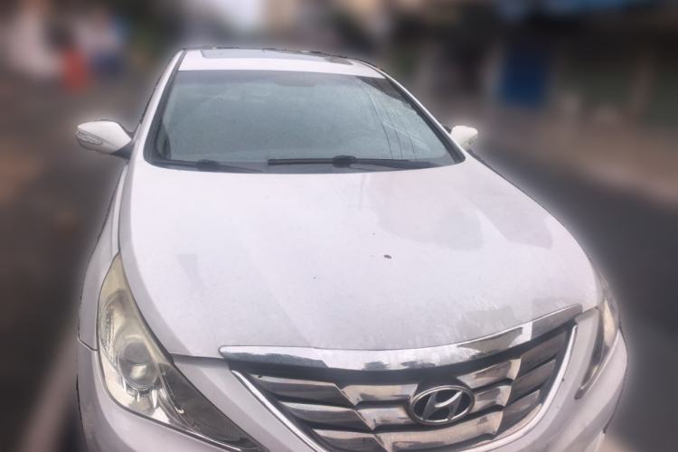 Used Hyundai Sonata 2011 2.0L Automatic Leading Edition Front Right 45 Deg